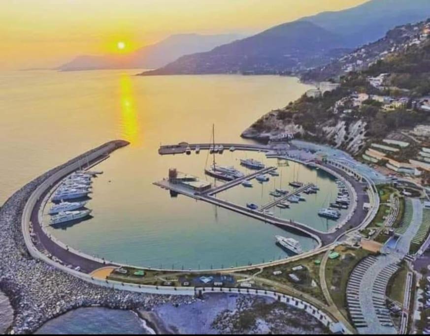 Alma Casa Vacanze Codice Citra 008065 Lt 0282 Ventimiglia Ngoại thất bức ảnh
